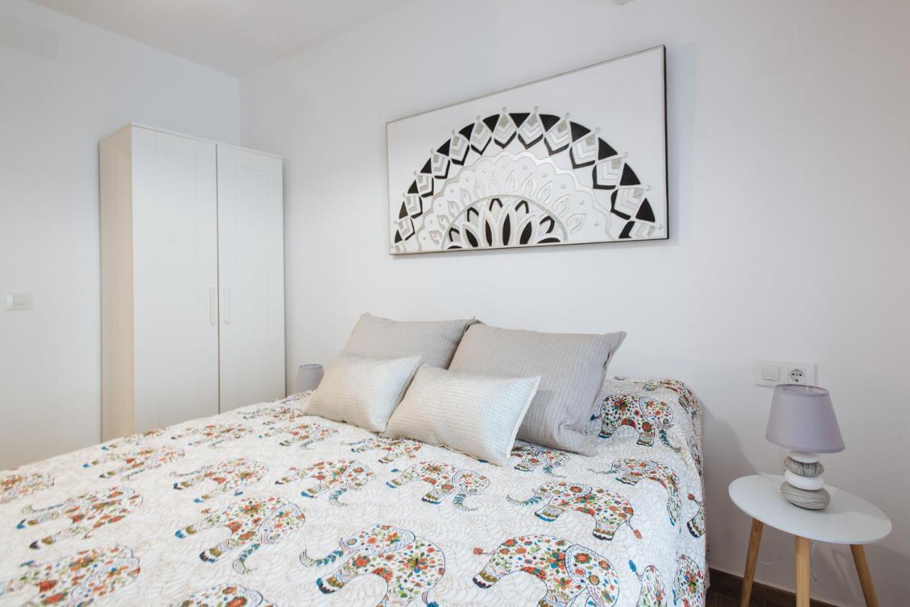 El Apartamento Del Reloj De Sol Sevilla Exterior foto